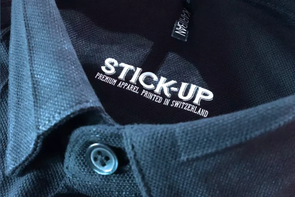 étiquette t-shirt